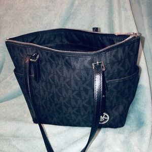 Michael kors. Handbag